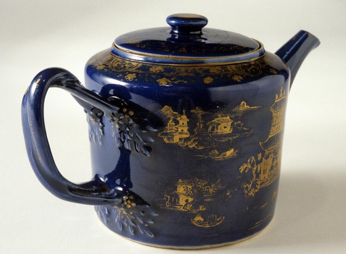 1958.1950 A, B Teapot (view 2)