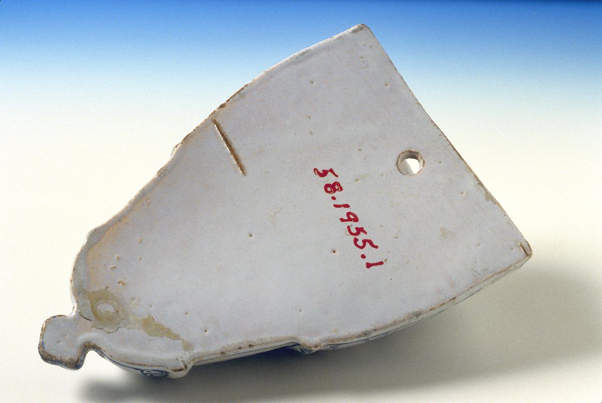 1958.1955.001 Flower Container, Wall Pocket, Back Detail