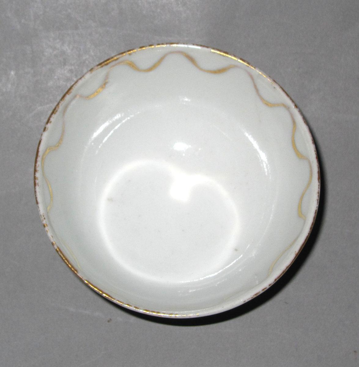 1958.2022.001 Porcelain cup top