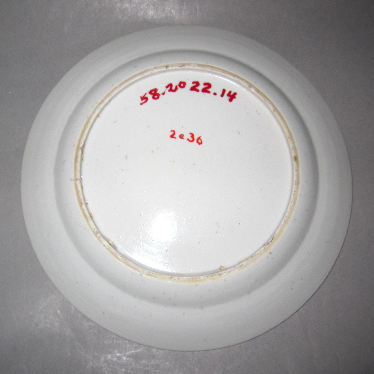 1958.2022.014 Porcelain plate underside