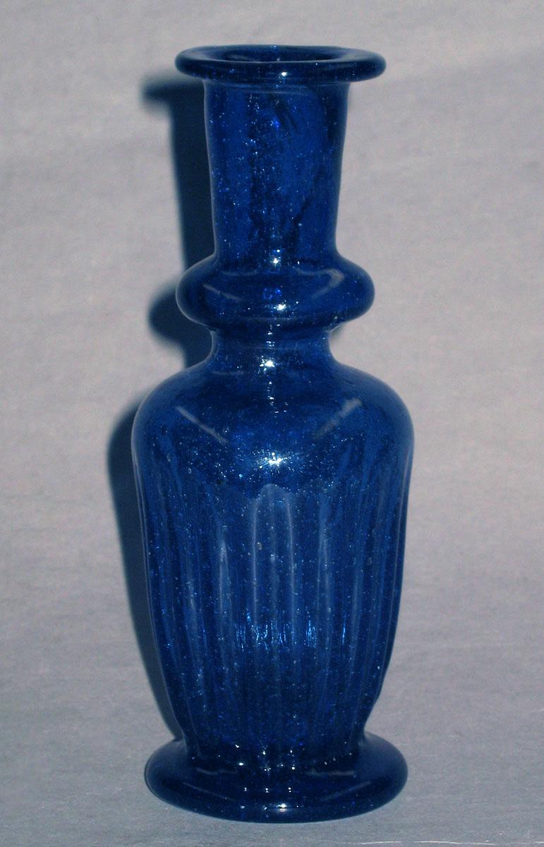 1958.2043 Glass bottle