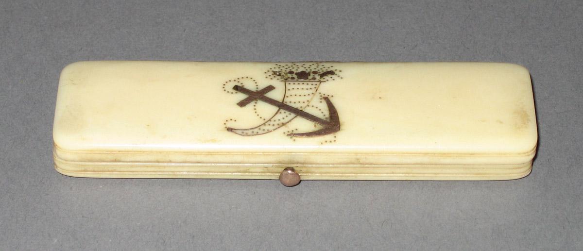 1958.2049 Toothpick case