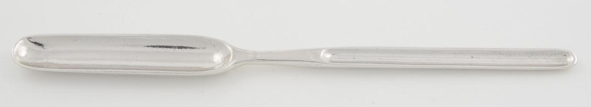 1958.2100 Marrow Scoop