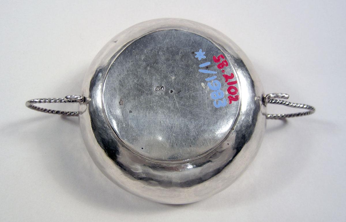 1958.2102 Silver Bowl underside
