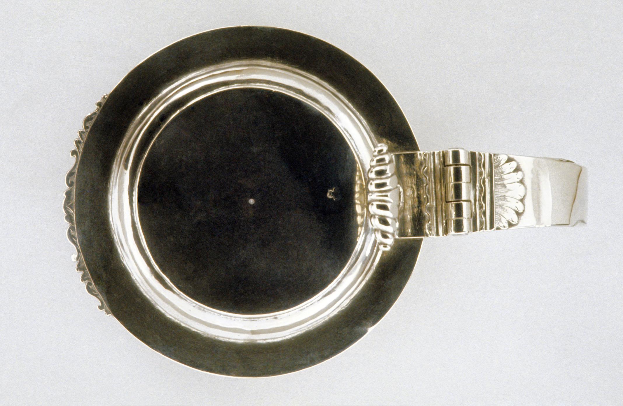 1958.2103 Tankard, view 2