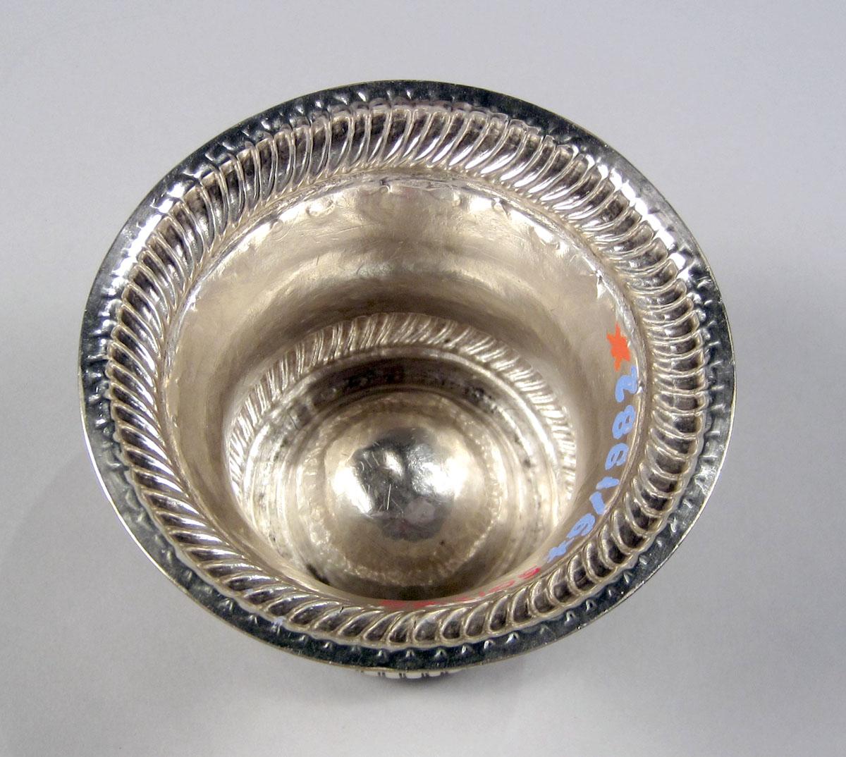 1958.2105 Silver Salt underside