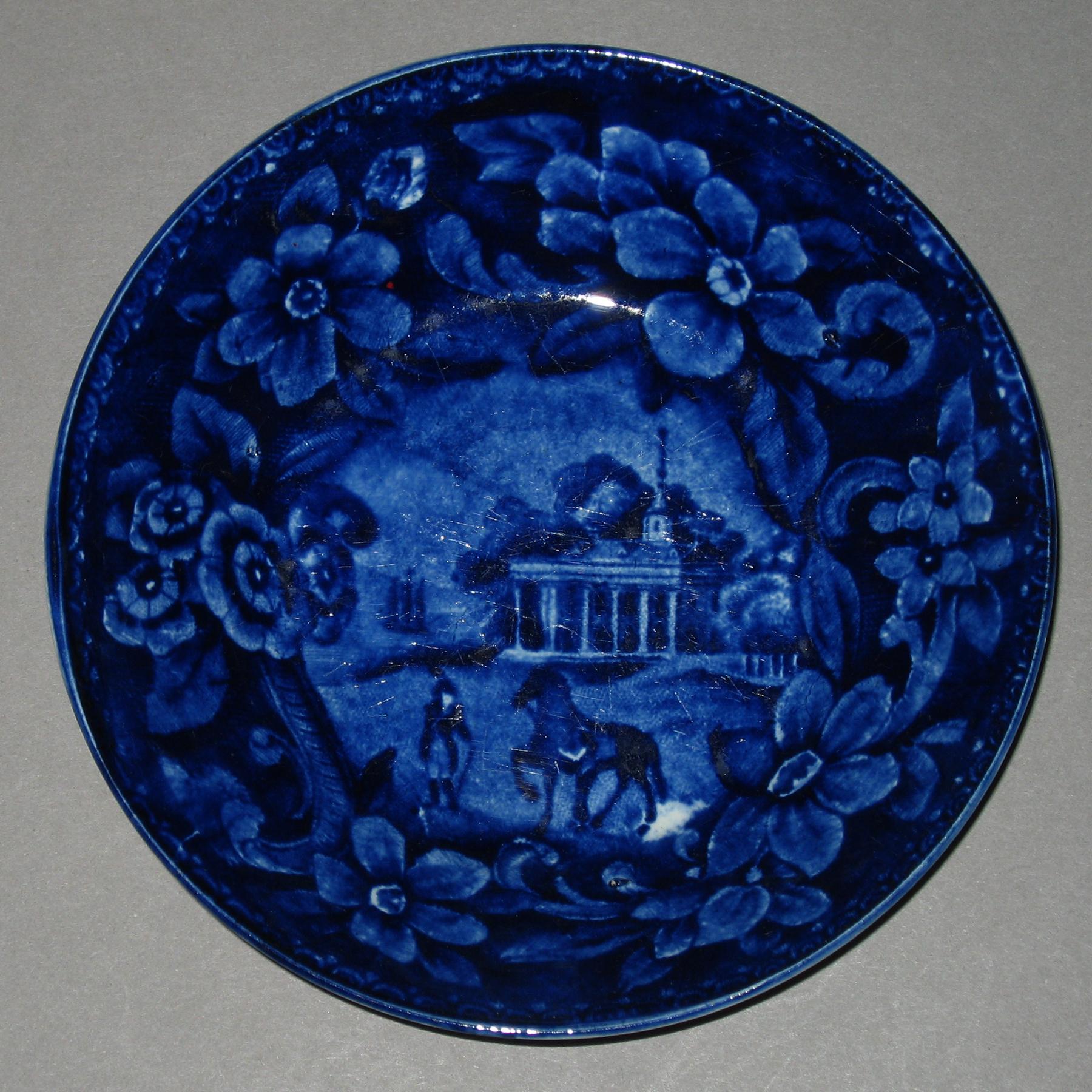 1958.2121 Saucer