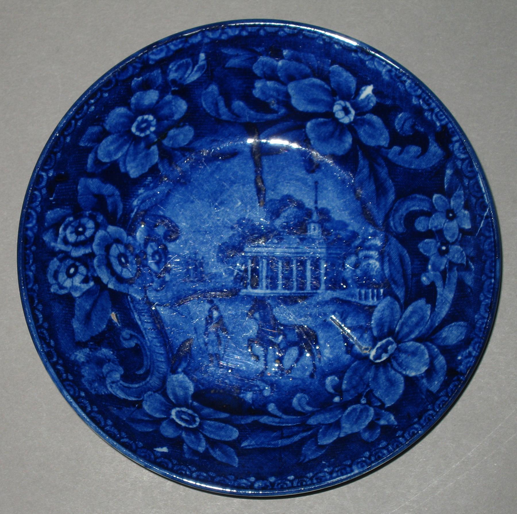 1958.2124 Saucer