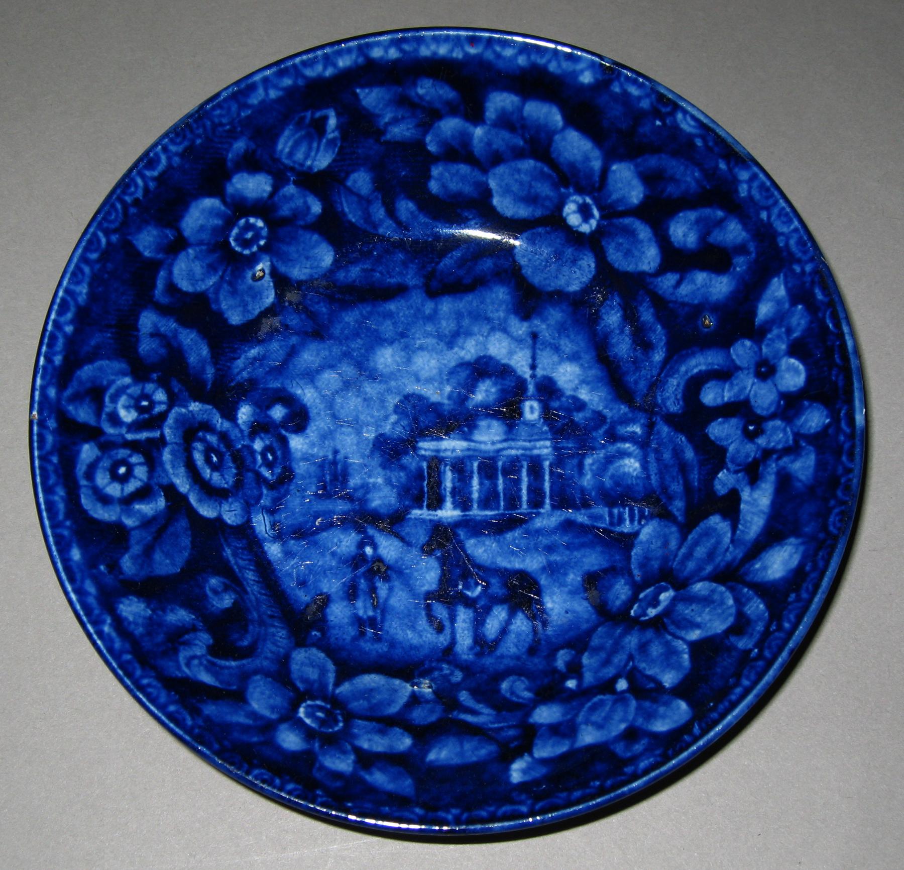 1958.2126 Saucer
