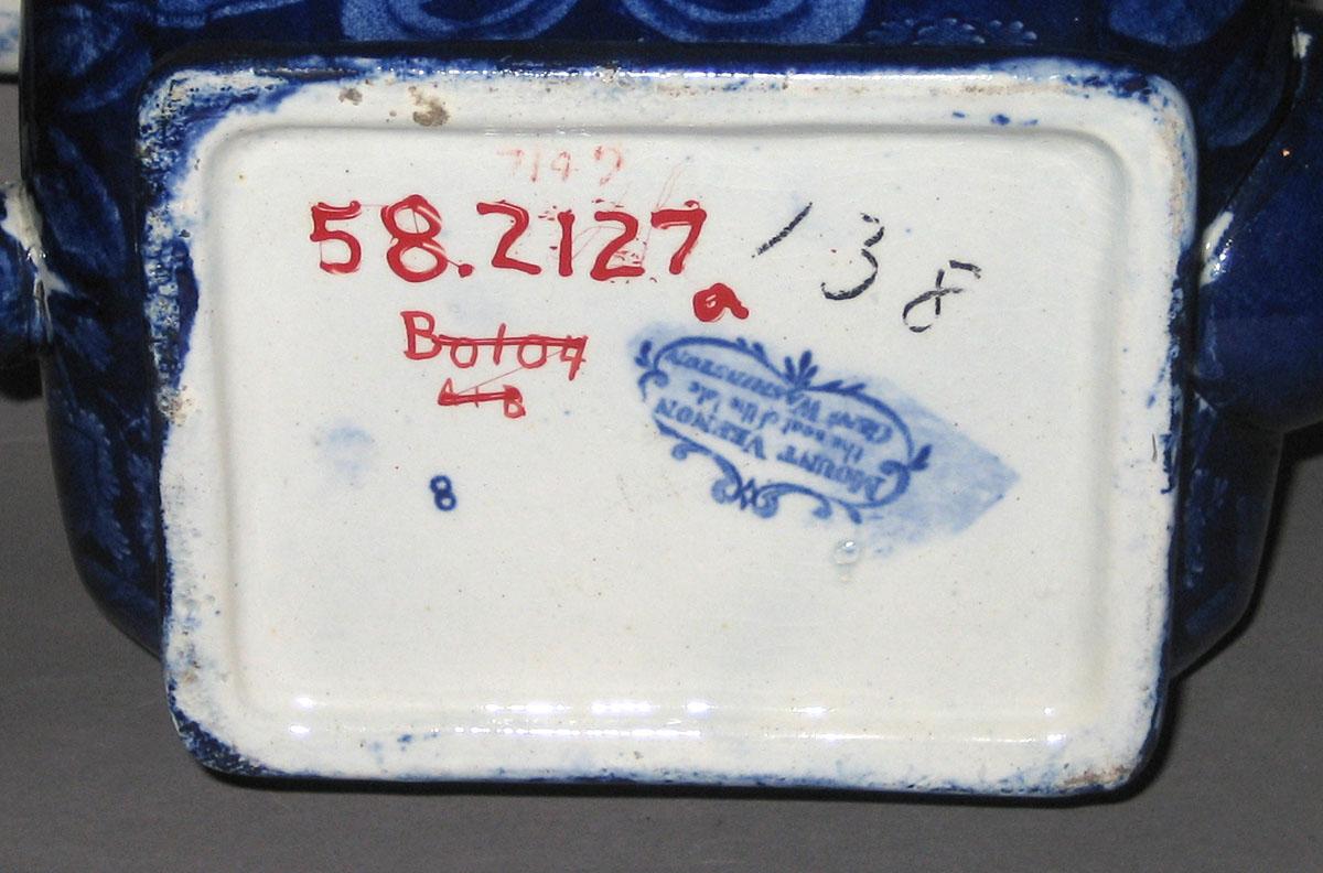 1958.2127 A, B Teapot (bottom)
