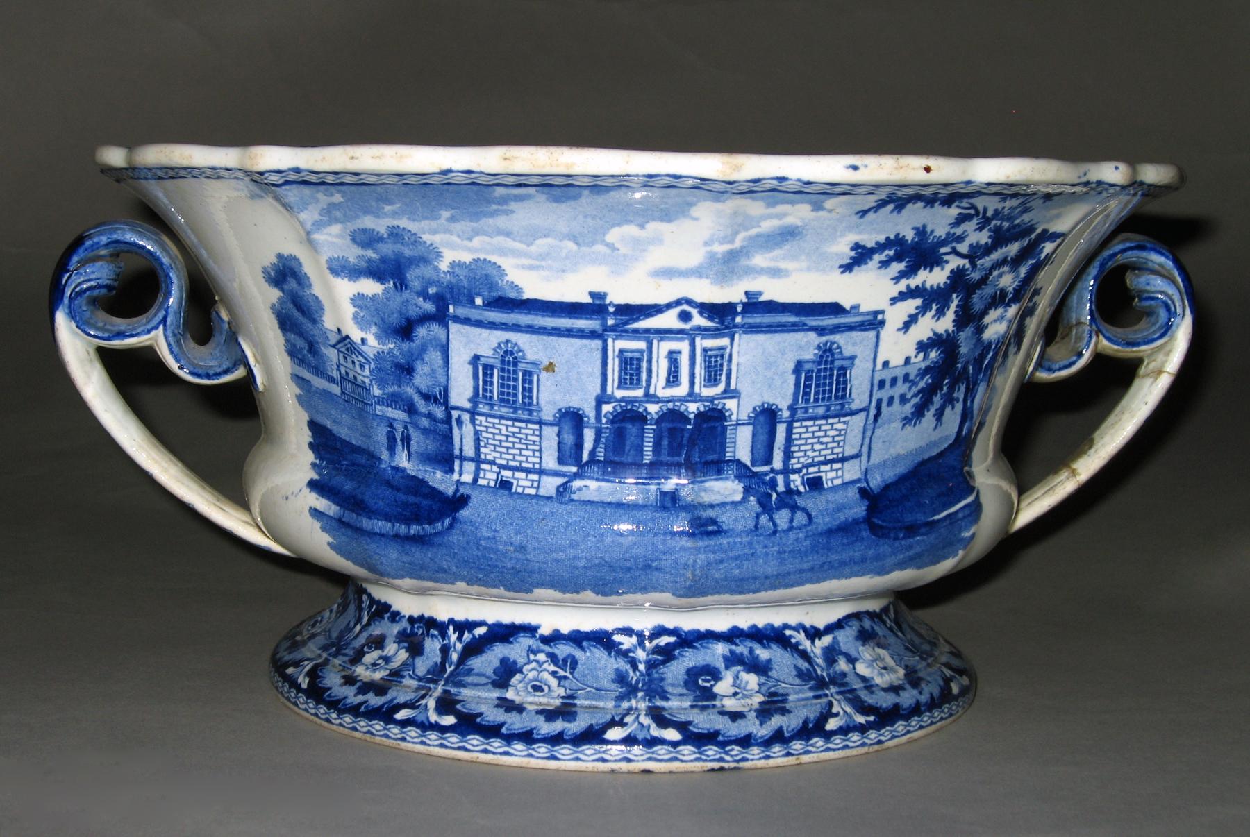 1958.2134 Fruit dish