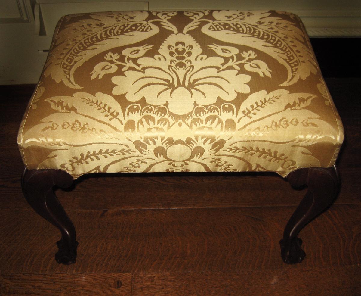1958.2146 Stool view 2