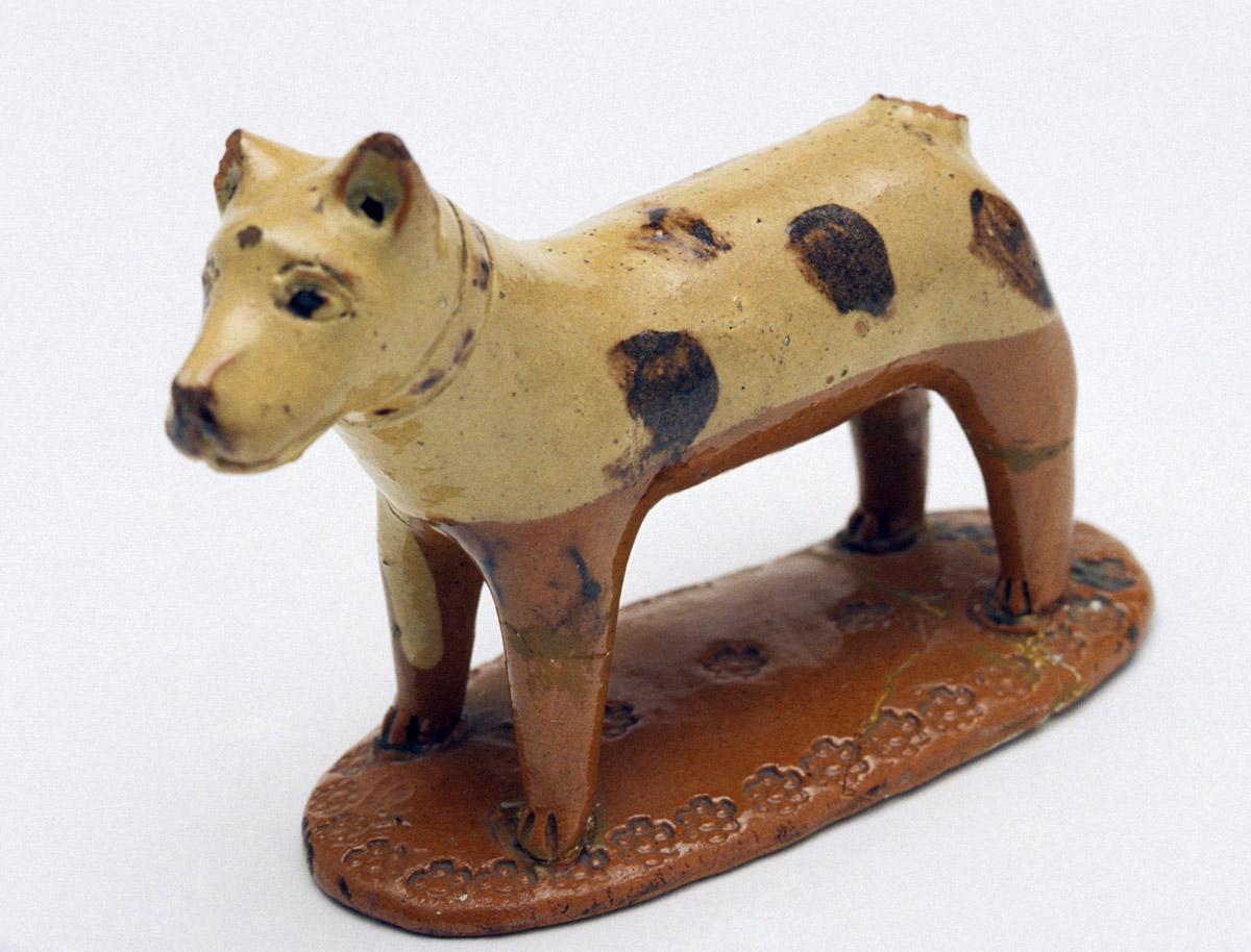 1953.0036.001 Figure, dog