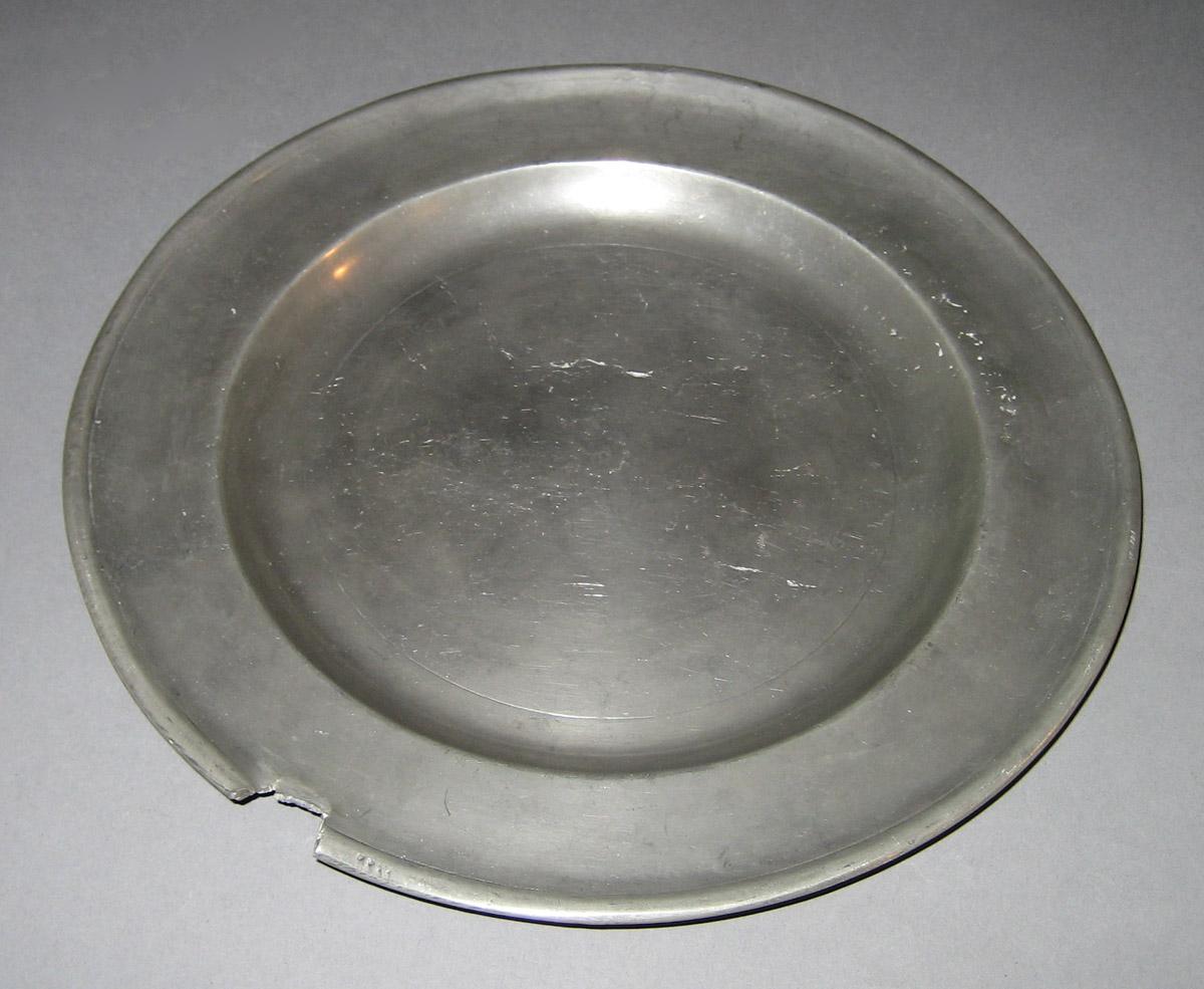 1953.0037.001 Dish