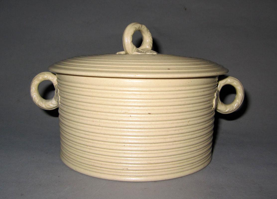 2006.0018 Butter dish