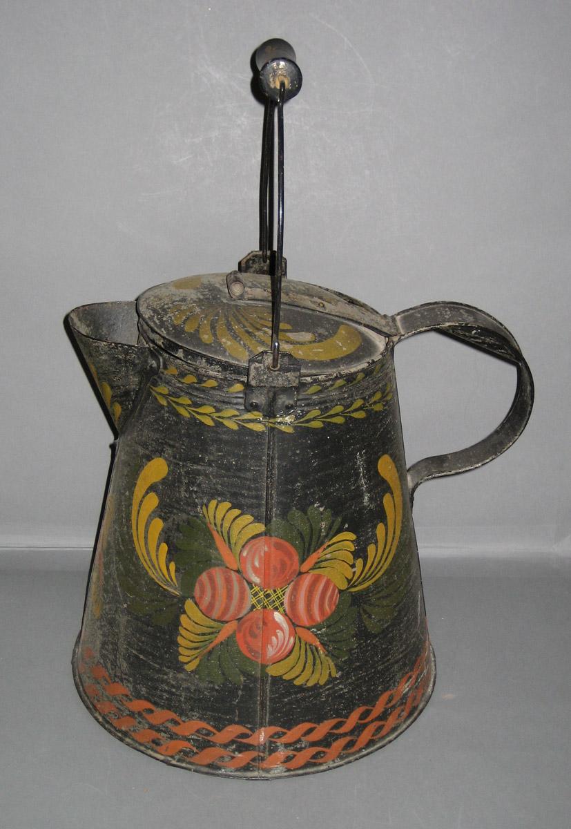 1965.2151 Coffee pot