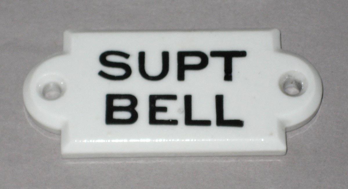 2007.0014.003 SUPT BELL porcelain label