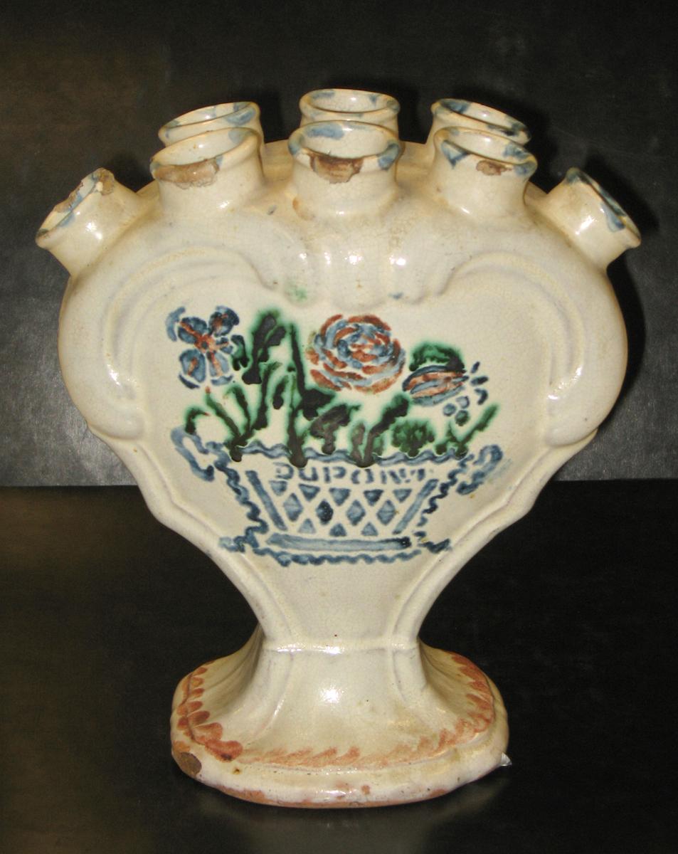 2006.0028 Faience flower container (vase)