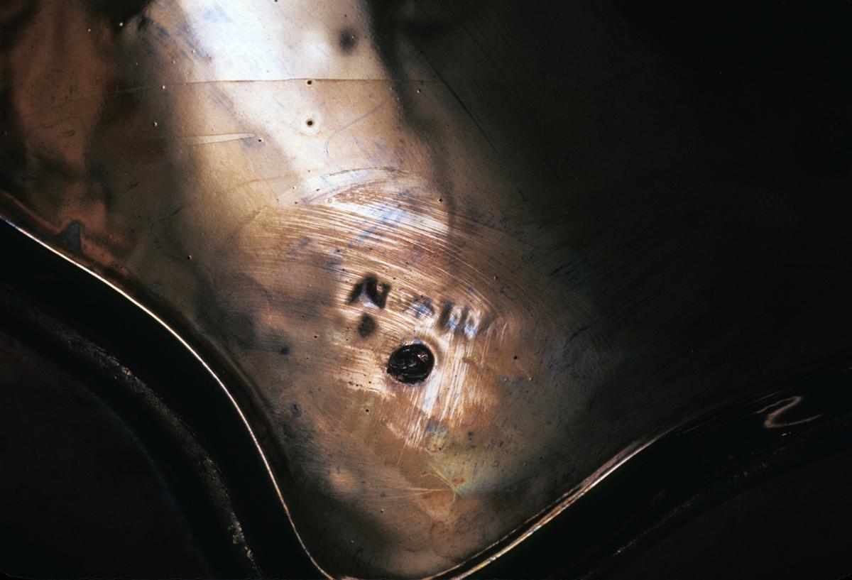 1958.2188 Dish, Mark Detail
