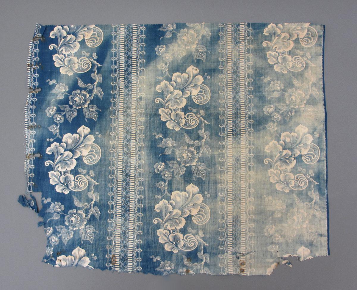 2006.0031.002 Textile, printed obverse
