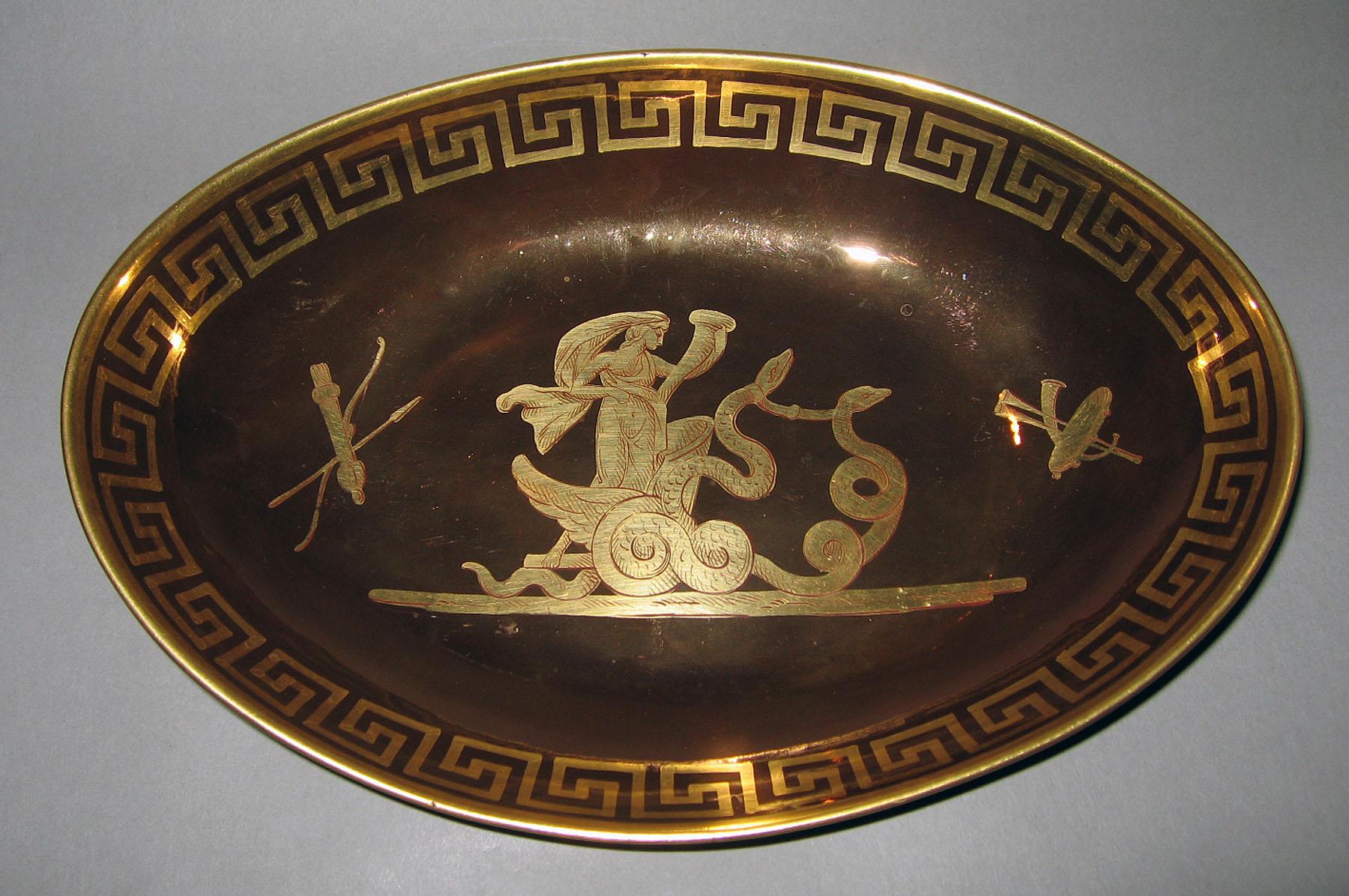1958.2194 Lusterware Dish