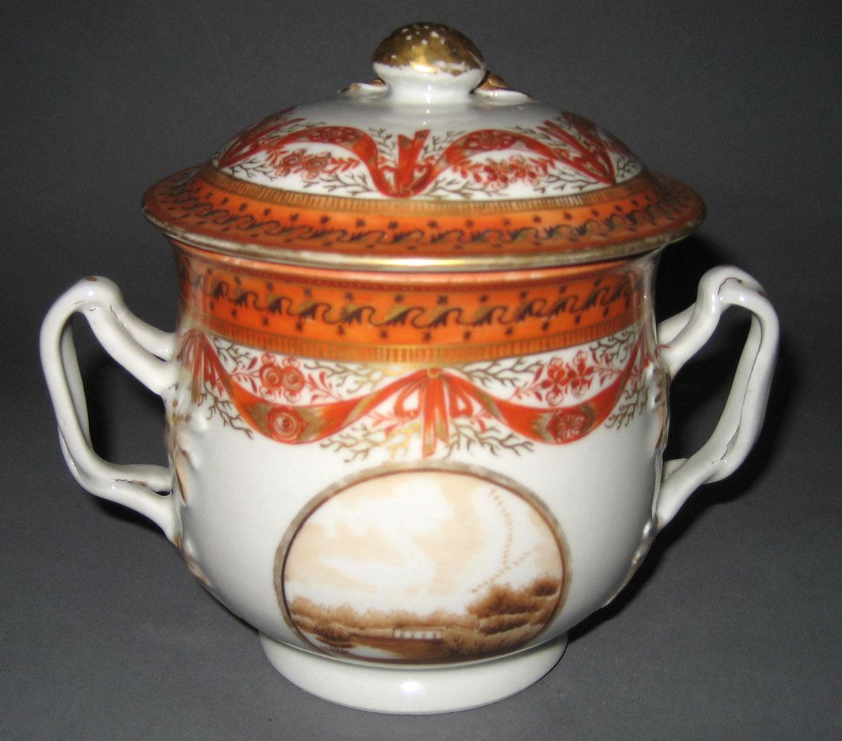 2006.0014.002 Porcelain Sugar bowl view 2