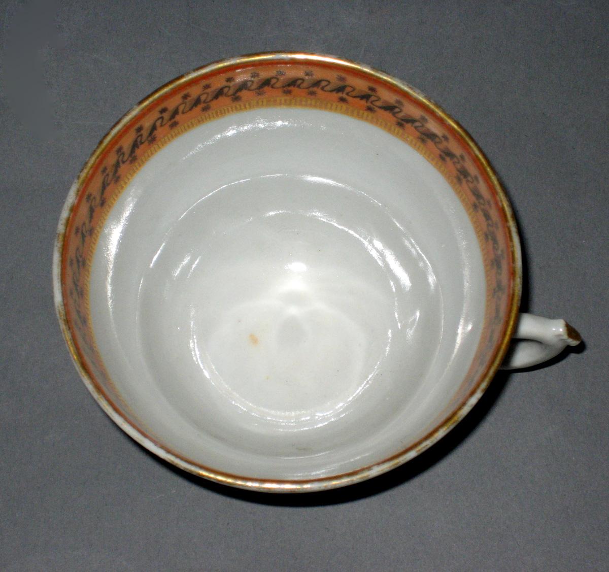 2006.0014.007 Coffee Cup top view