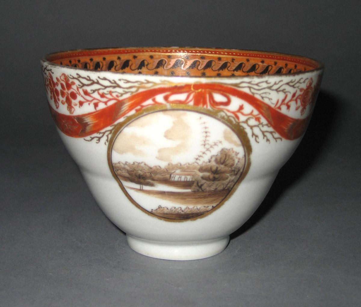 2006.0014.013 Coffee cup front