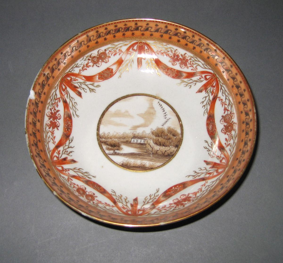 2006.0014.031 Saucer