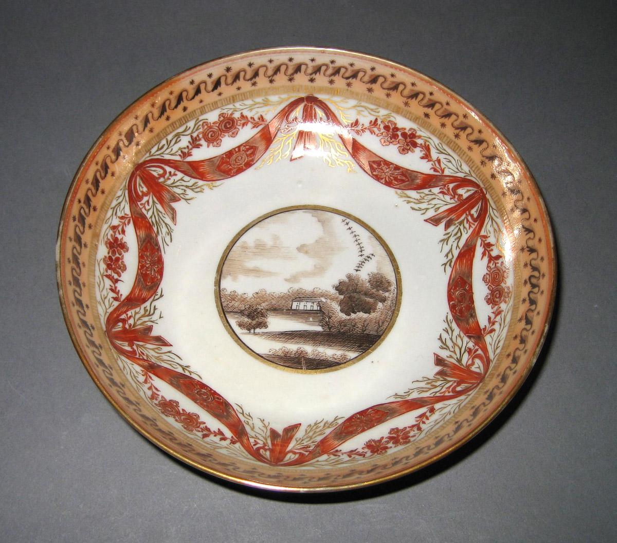 2006.0014.040 Saucer