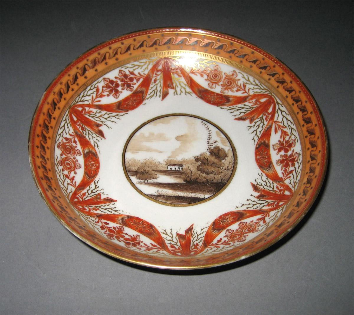 2006.0014.044 Saucer