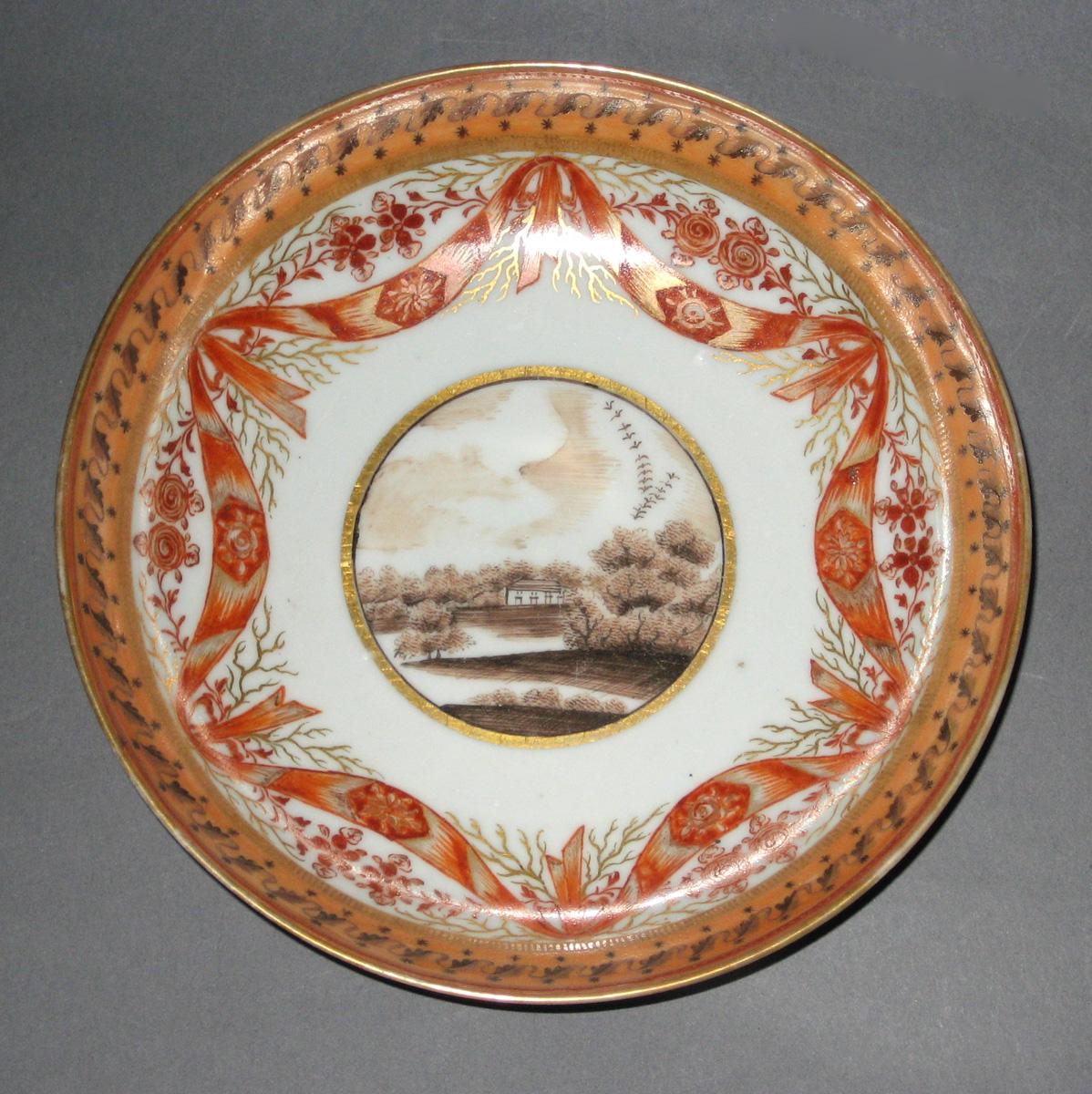 2006.0014.046 Saucer