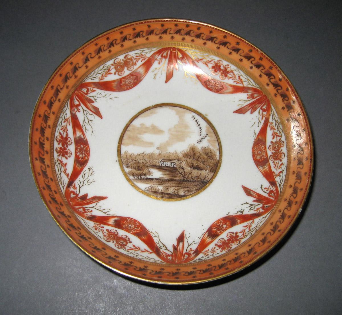 2006.0014.048 Saucer