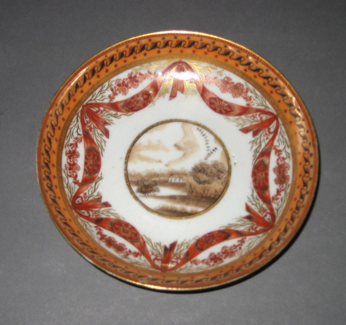 2006.0014.050 Saucer