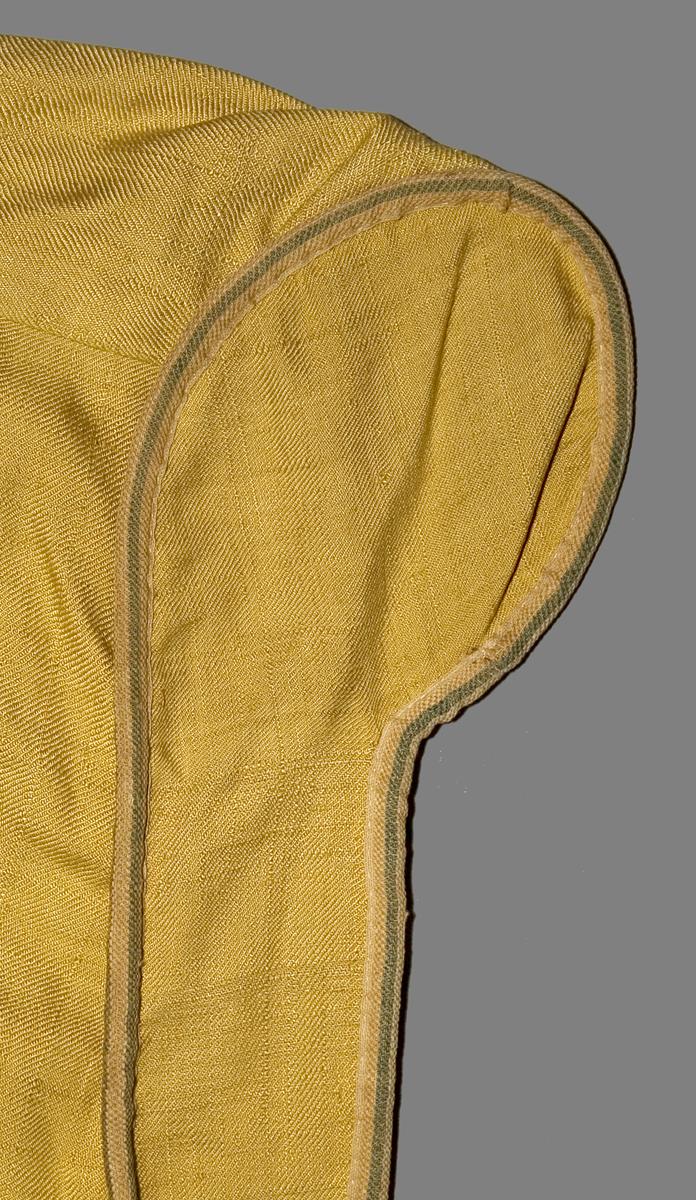 1969.8220.002 Slip Cover, Trim Detail