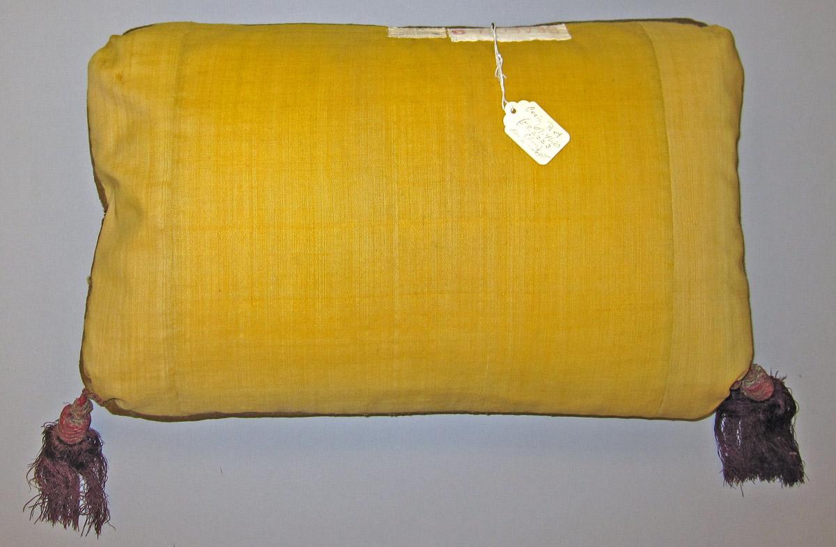 1969.4620 Cushion, view 2