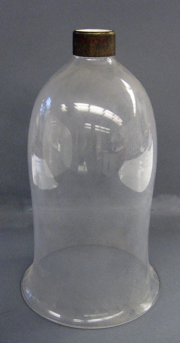 1958.2243 B Sconce hurricane