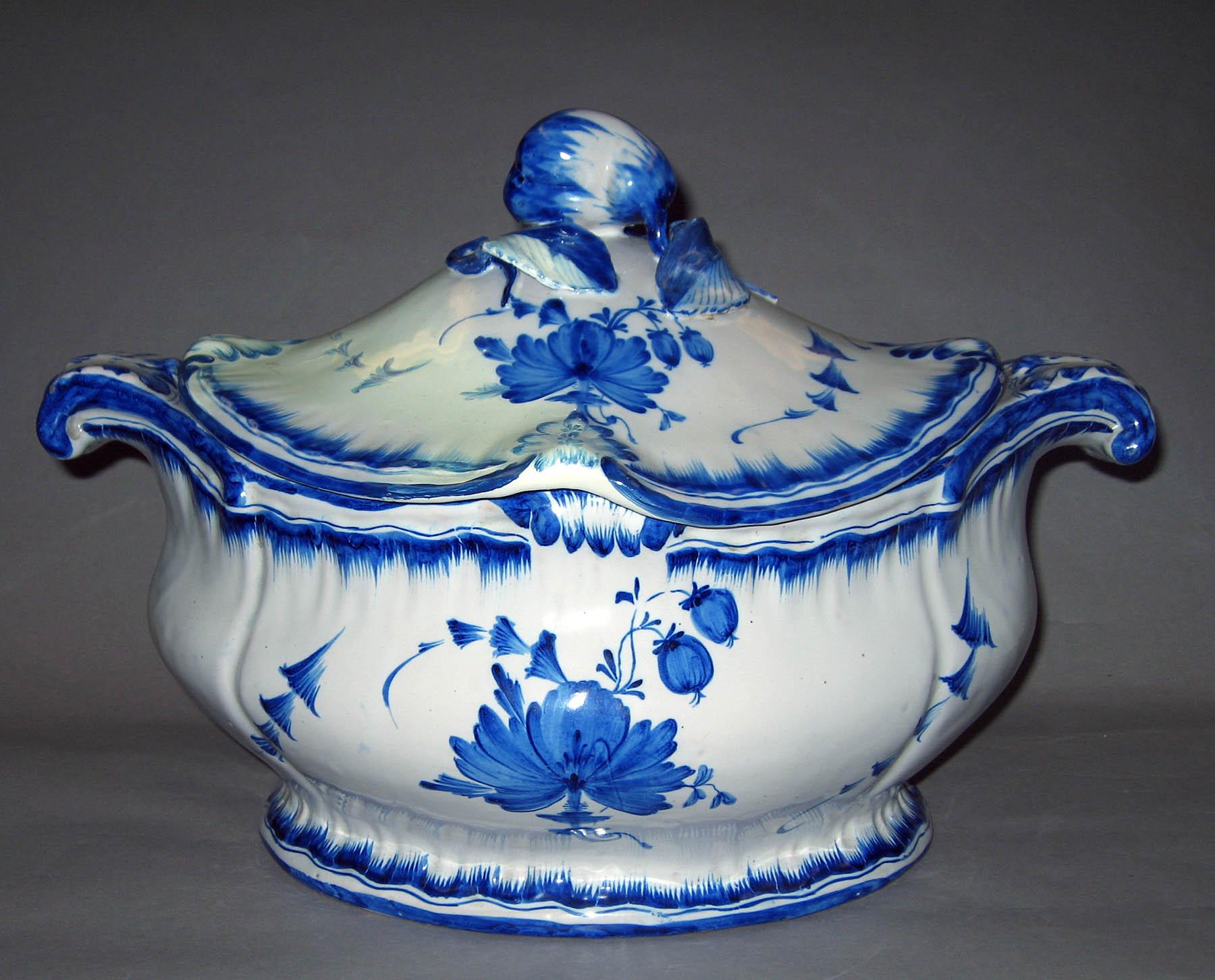 1996.0004.127 A, B Tin-glazed earthenware tureen