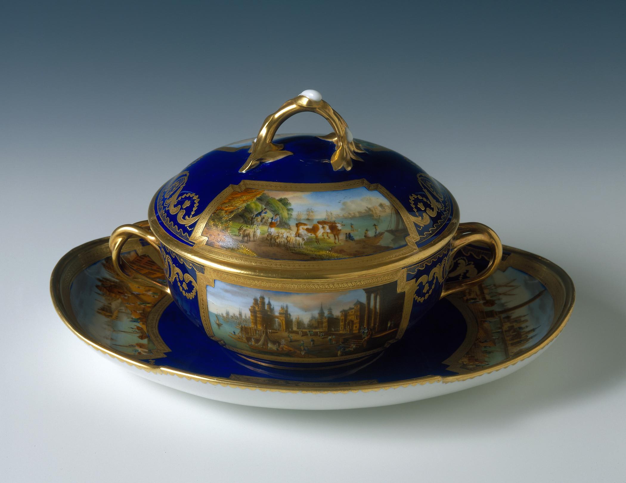 1996.0004.253 A-C Bowl and Stand