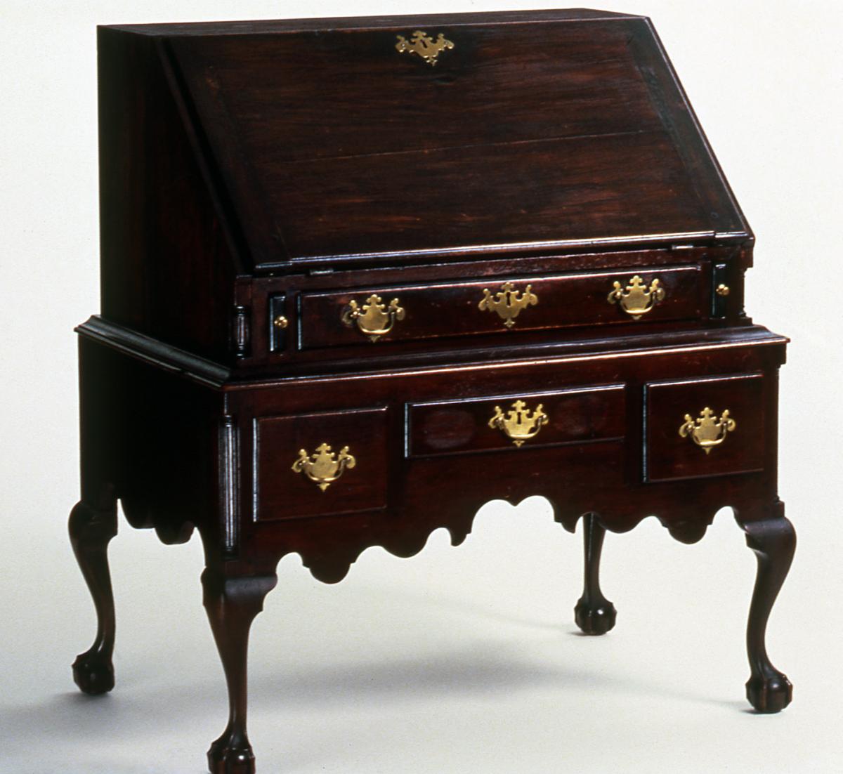1958.2263 Desk, Desk on frame
