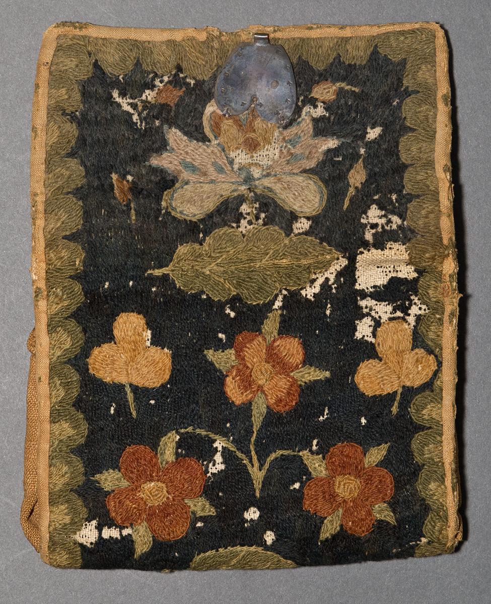 1958.2277 Pocketbook, Pattern