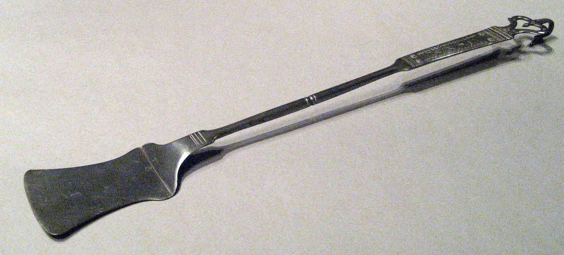 1958.2299 Spatula