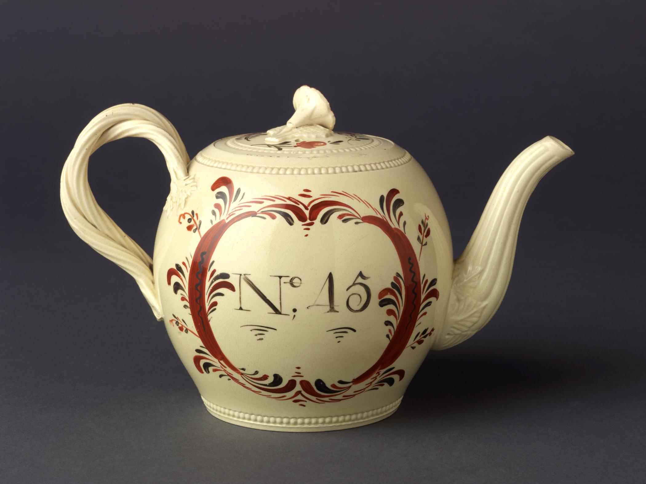 2009.0021.012 A, B Teapot, view 2