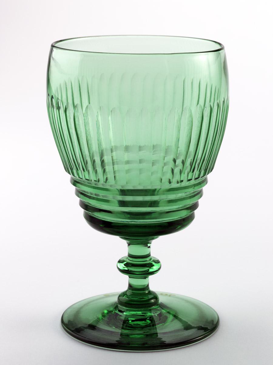 1970.1026.019 Glass goblet