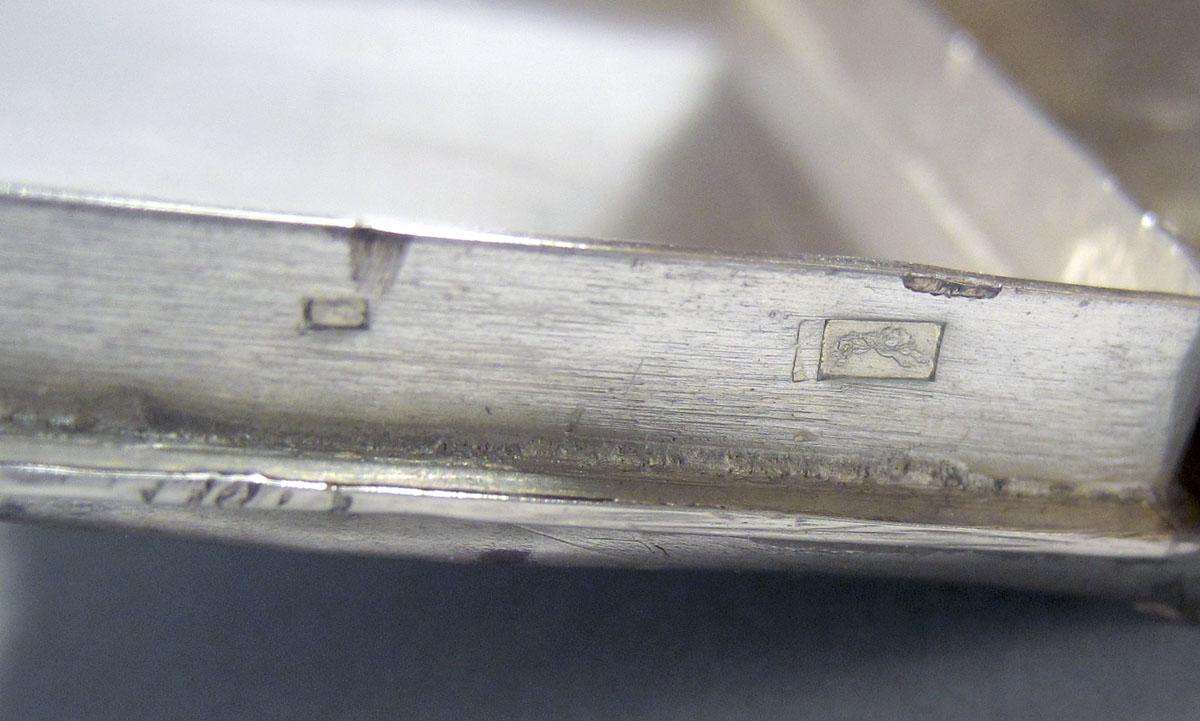 1958.2318 Silver and Lapis lazuli Box mark 2