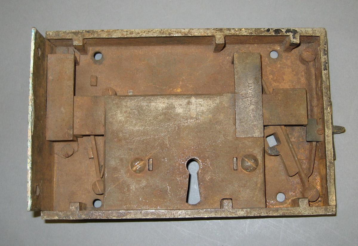 1982.0200 Lock (reverse)