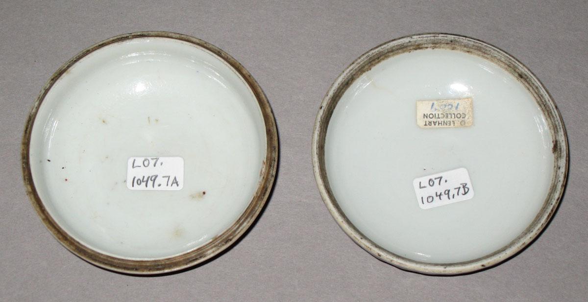 2008.0011.007 A, B Chinese porcelain box, interior