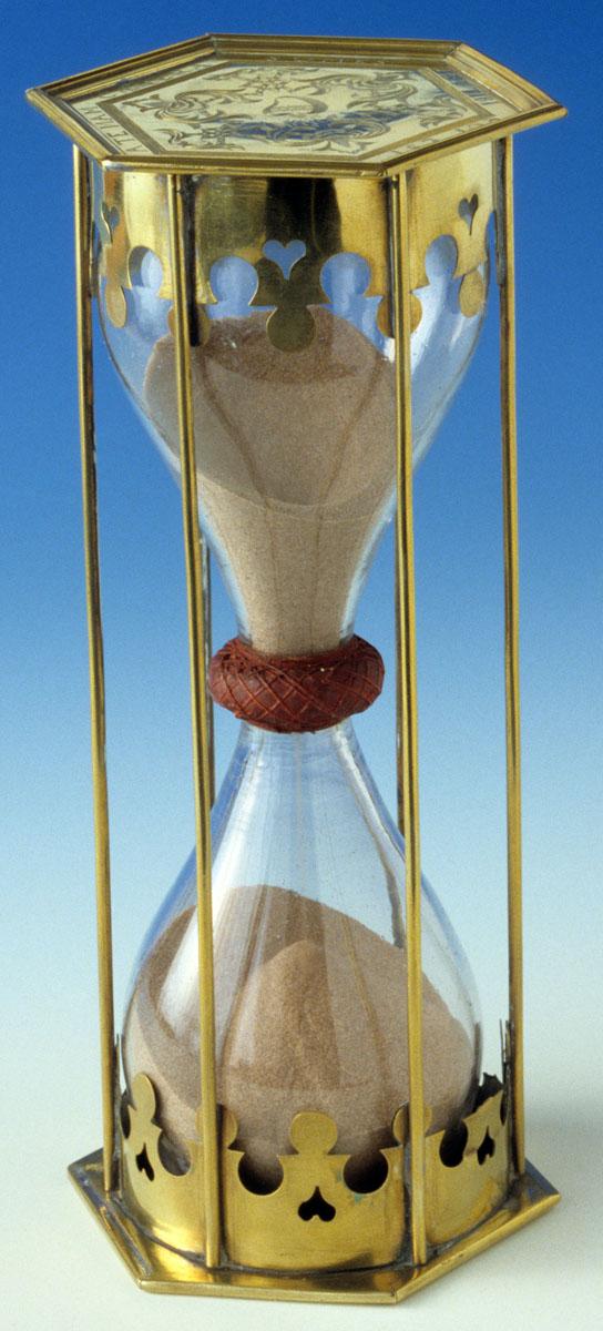 1958.2324 Hourglass