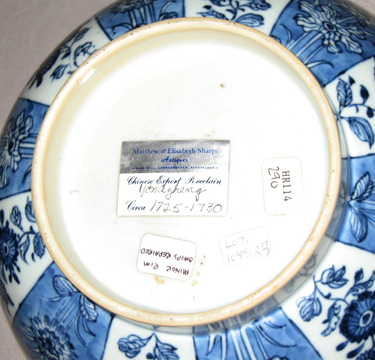 2008.0011.025 Chinese porcelain punch bowl, bottom
