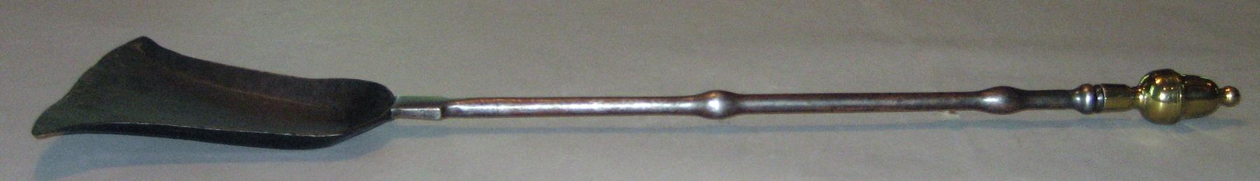 1958.2335 Shovel